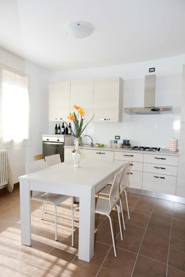 Bed and Breakfast Rinaldi House Torriana Exteriér fotografie