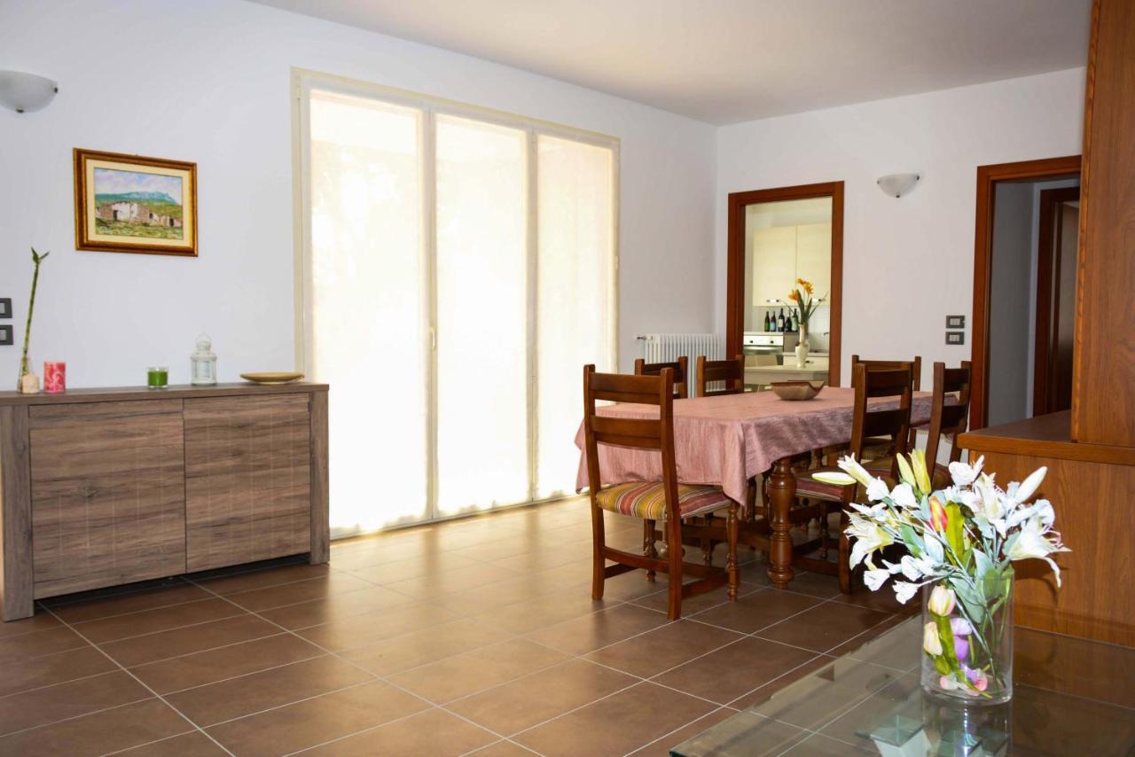 Bed and Breakfast Rinaldi House Torriana Exteriér fotografie